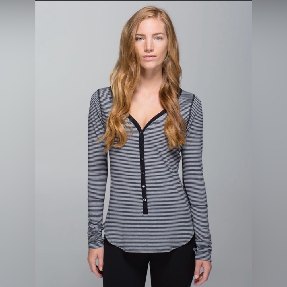 Lululemon Awesoma Henley Hyper Stripe Black Heathered Slate W3G07S size 6?